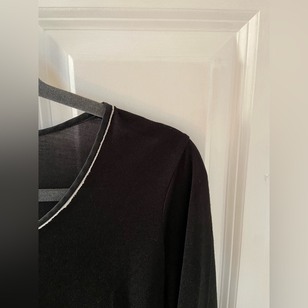 Vince. Sheer Contrast Long Sleeve Basic Flowy Top… - image 2